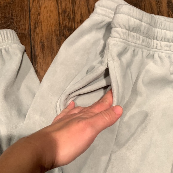 Light blue/gray sweats - Picture 3 of 5